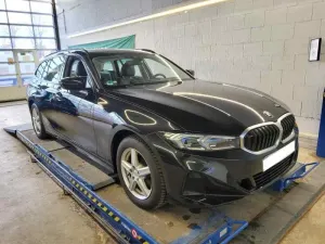 BMW 3 Series Touring 2023