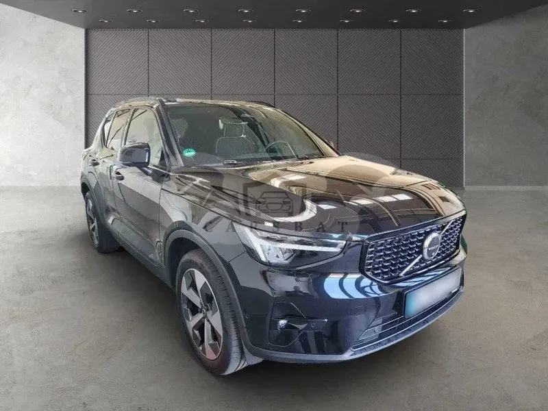 Volvo XC40 2023