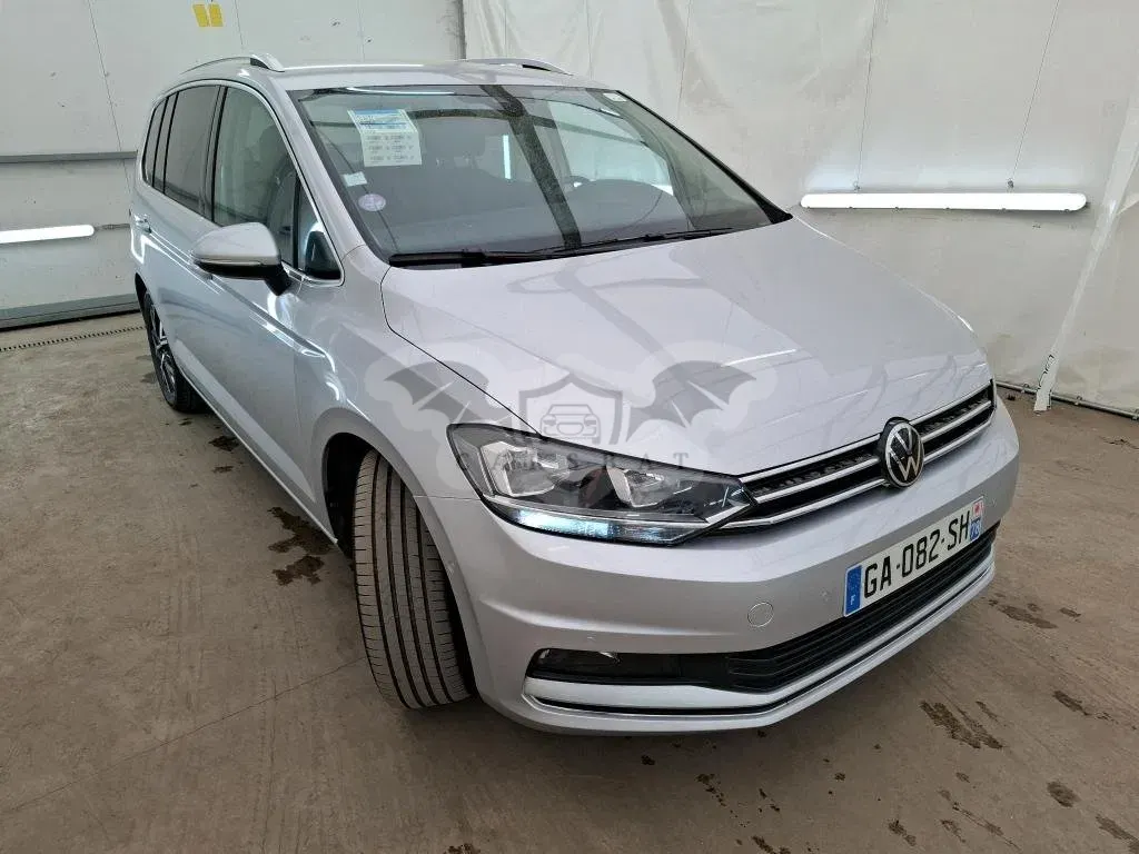 Volkswagen Touran 1.5 TSI Carat 2021