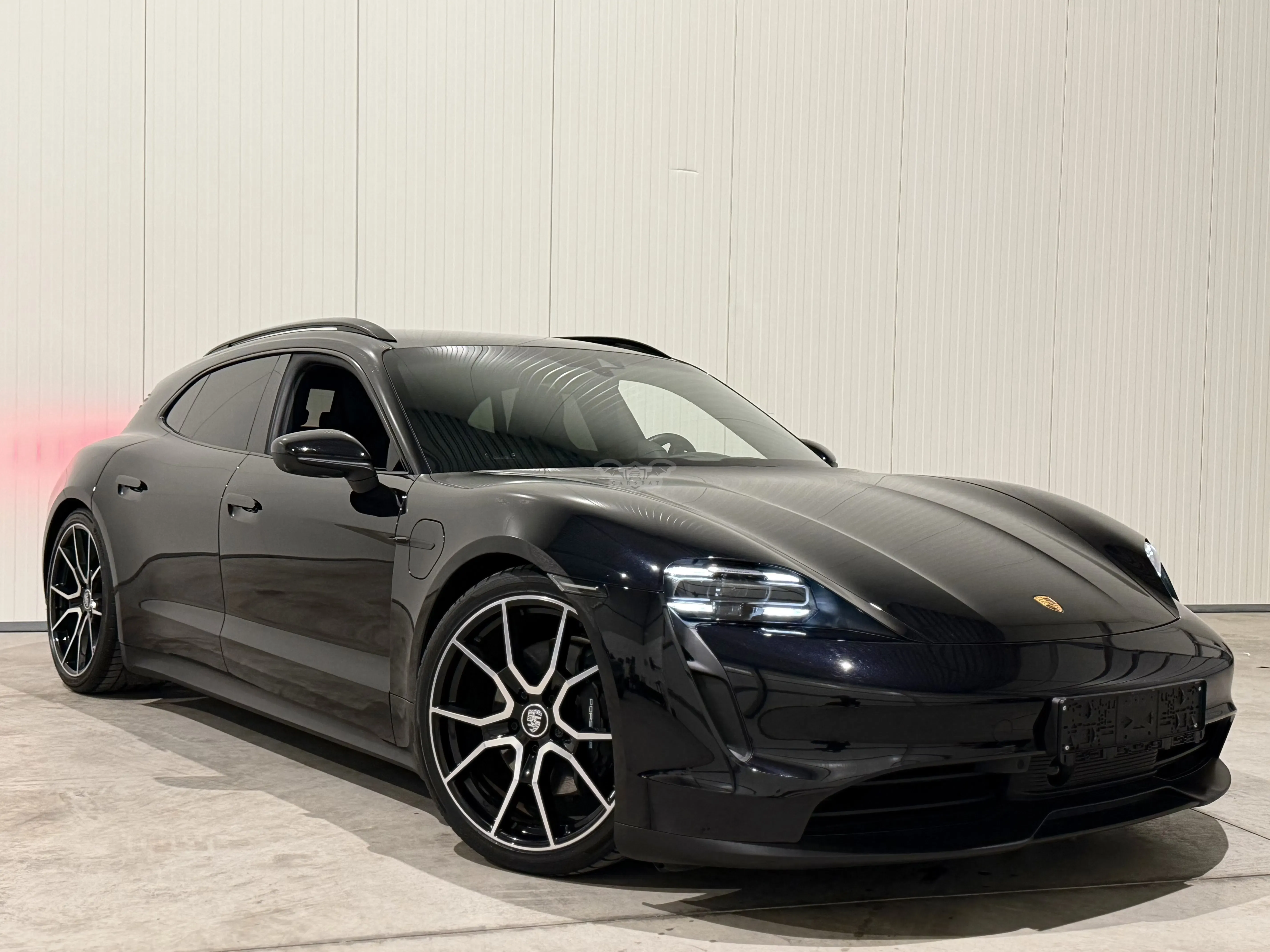 Porsche Taycan Sport Turismo 93 kWh 2023