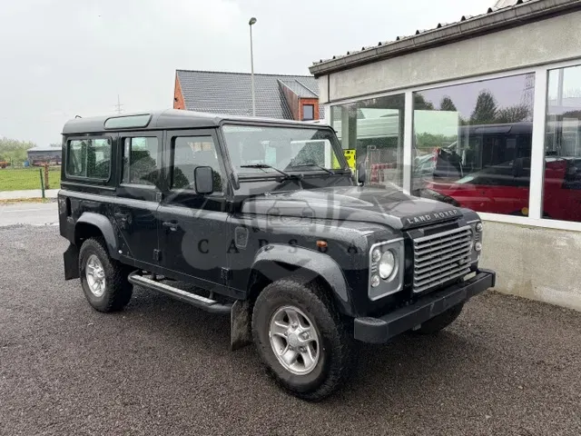 Land Rover Defender 2.4 2010