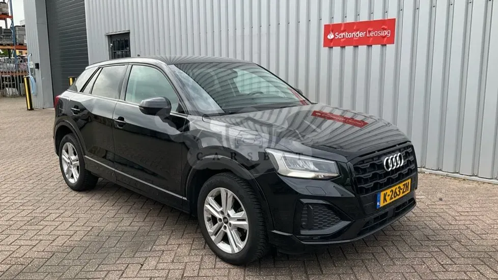 Audi Q2 30 TFSI Business 2021