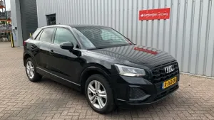 Audi Q2 30 TFSI Business 2021