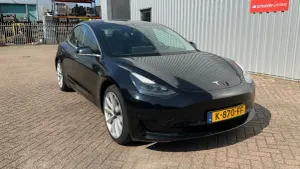 Tesla Model 3 Standard Range Plus 2020