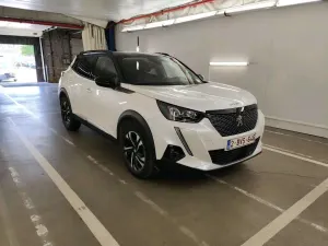 Peugeot 2008 1.2i Allure Pack 2022