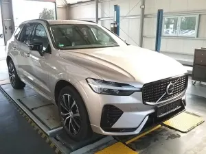 Volvo XC60 B4 Plus Dark 2024