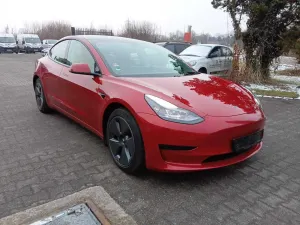 Tesla Model 3 Standard Range Plus 2021