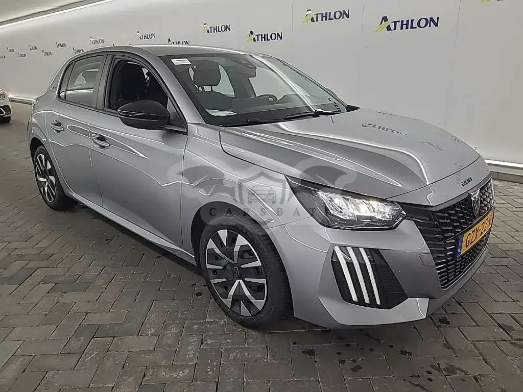 Peugeot 208 1.2i Style 2025