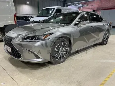 Lexus ES 300h 2023