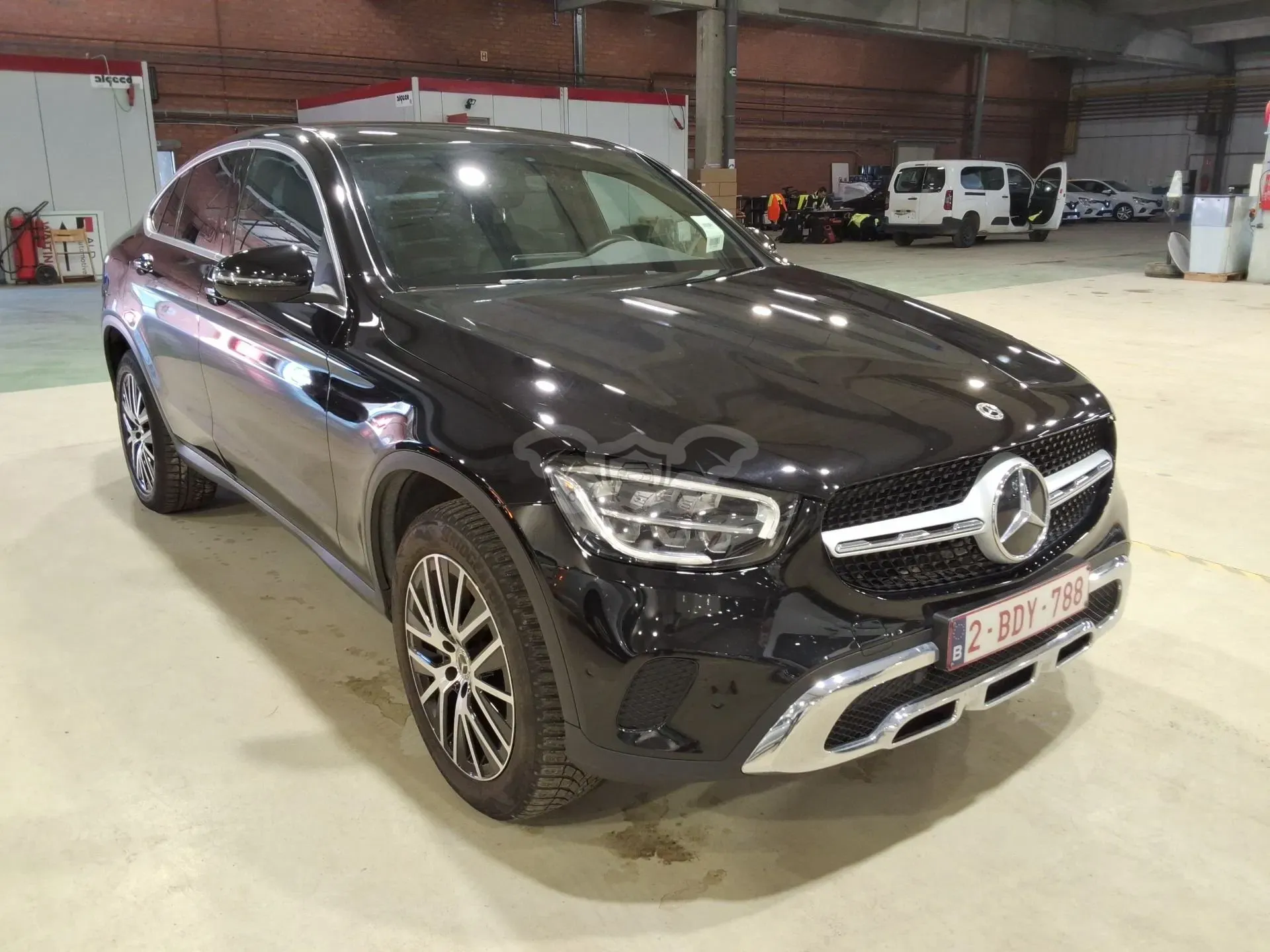 Mercedes-Benz GLC 300de Business 2021