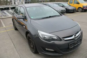 Opel Astra 1.6 2014