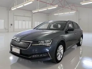 Skoda Superb Combi 1.4 TSI Executive 2020