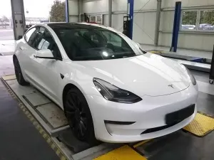 Tesla Model 3 2023