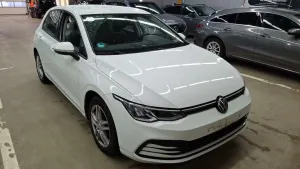Volkswagen Golf 1.0 eTSI Life 2023