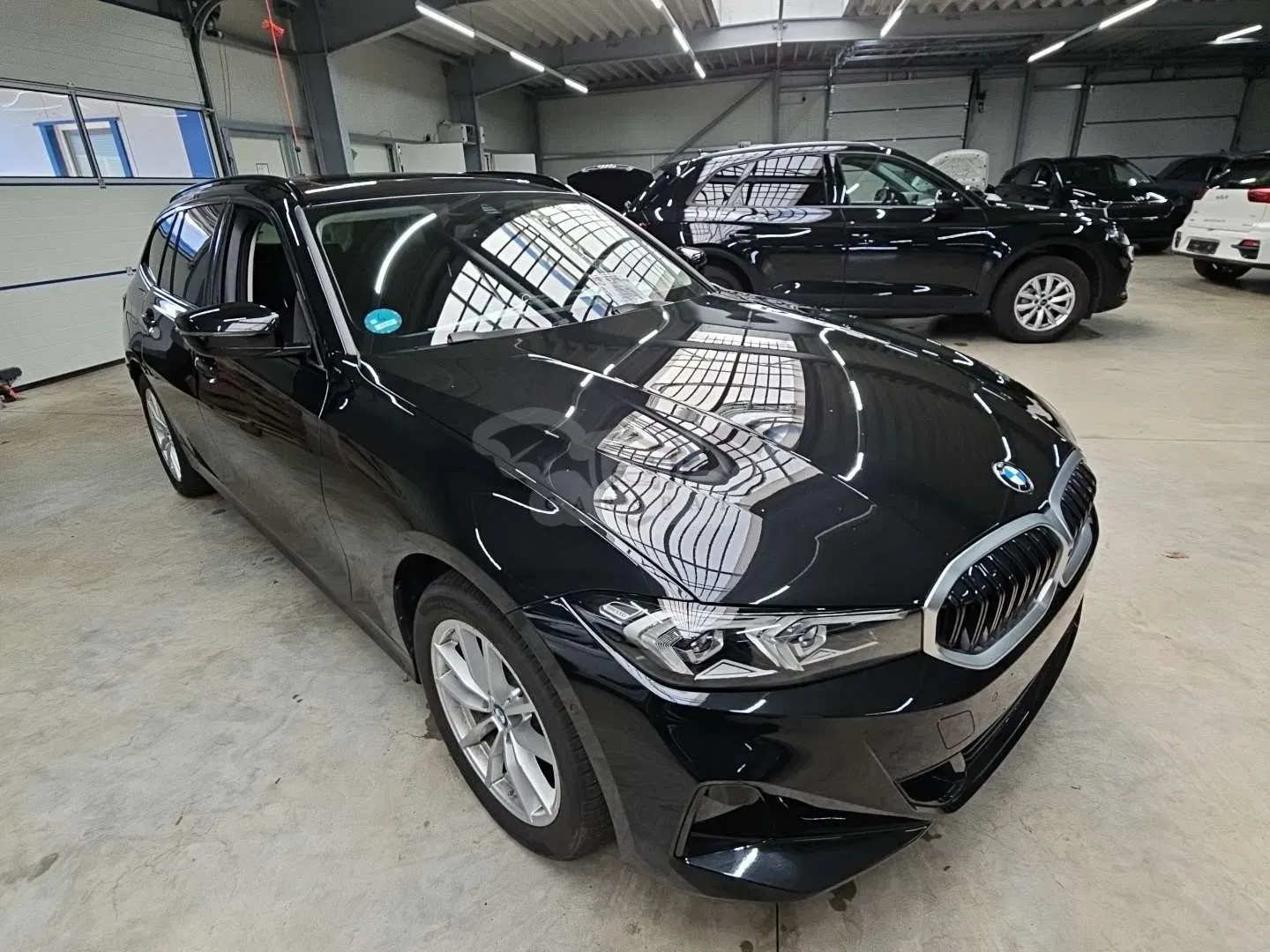 BMW 3 Series Touring 320d 2024