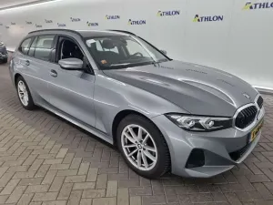 BMW 3 Series Touring 318i 2023