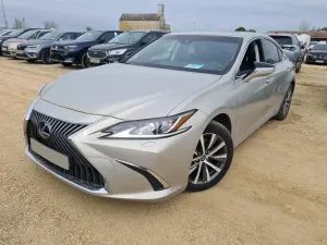 Lexus ES 300h Executive 2021