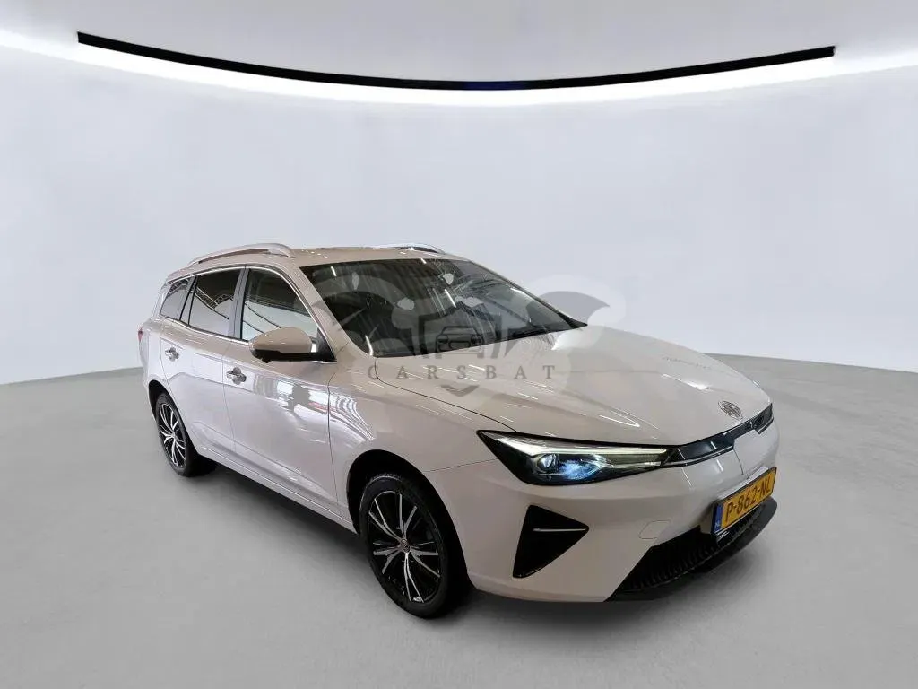 MG MG5 Luxury 2022
