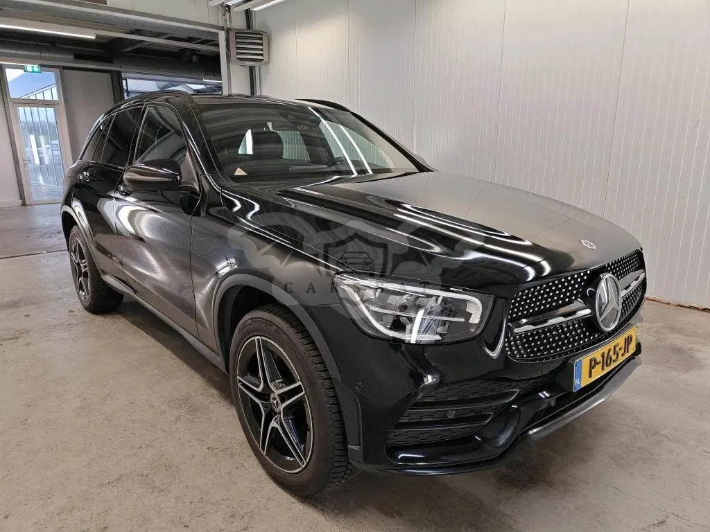 Mercedes-Benz GLC 300e Business Solution AMG 2022
