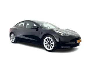 Tesla Model 3 Standard Range Plus 60 kWh 2023