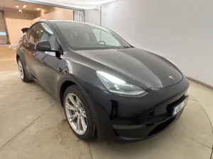 Tesla Model Y Long Range 2023