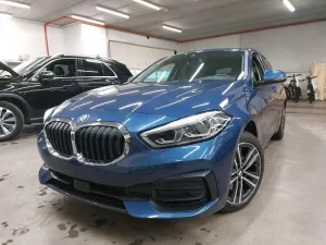 BMW 1 Series 118i Sport Line 2022