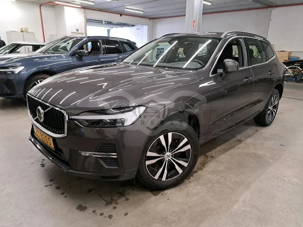 Volvo XC60 2.0 B4 Momentum 2022