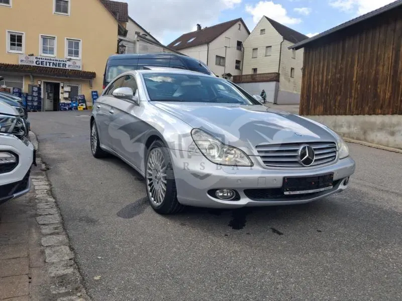 Mercedes-Benz CLS 500 2005