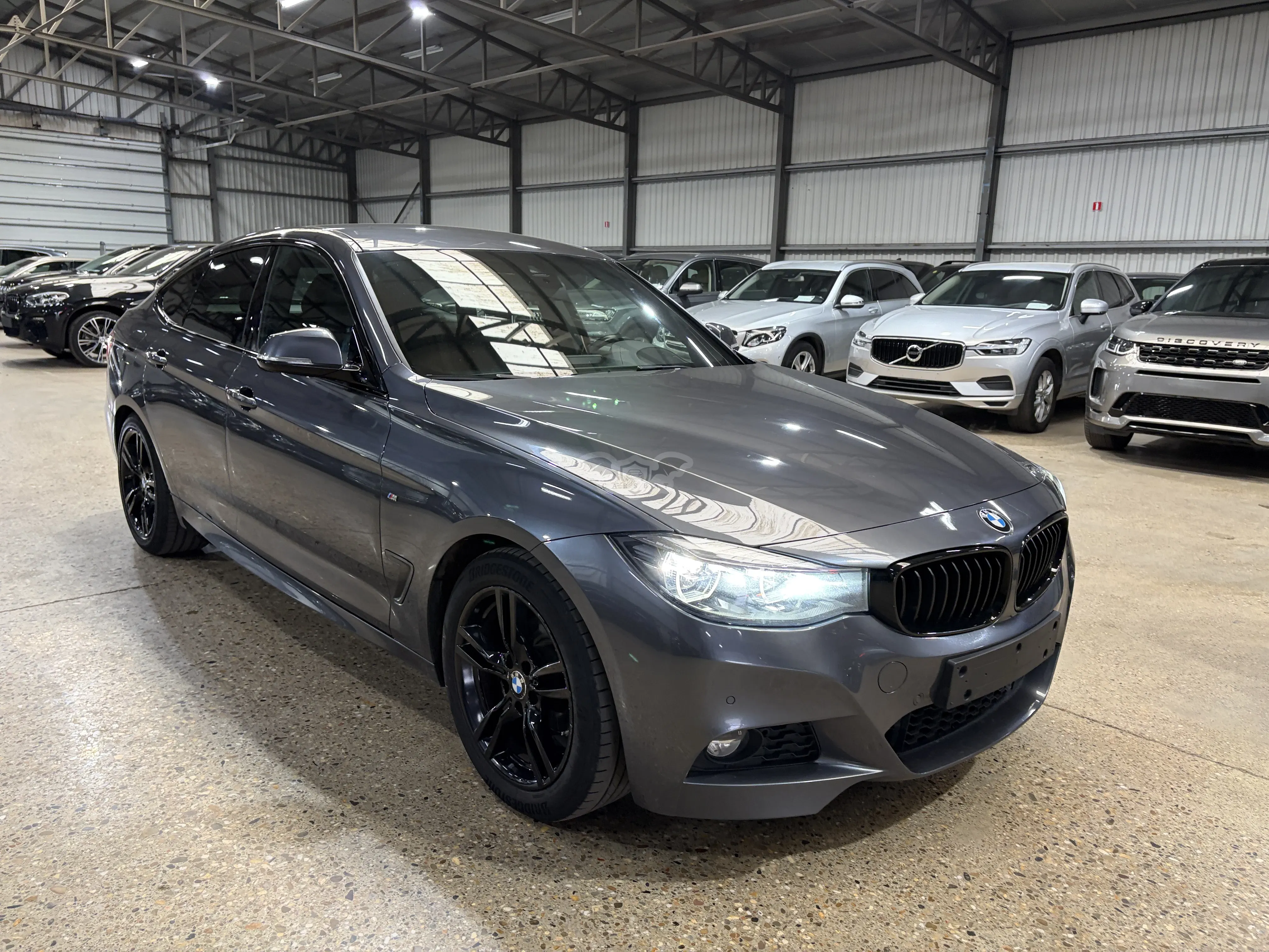 BMW 3 Series GT 320i 2020