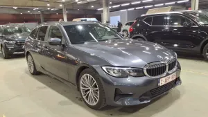 BMW 3 Series Touring 318d 2021