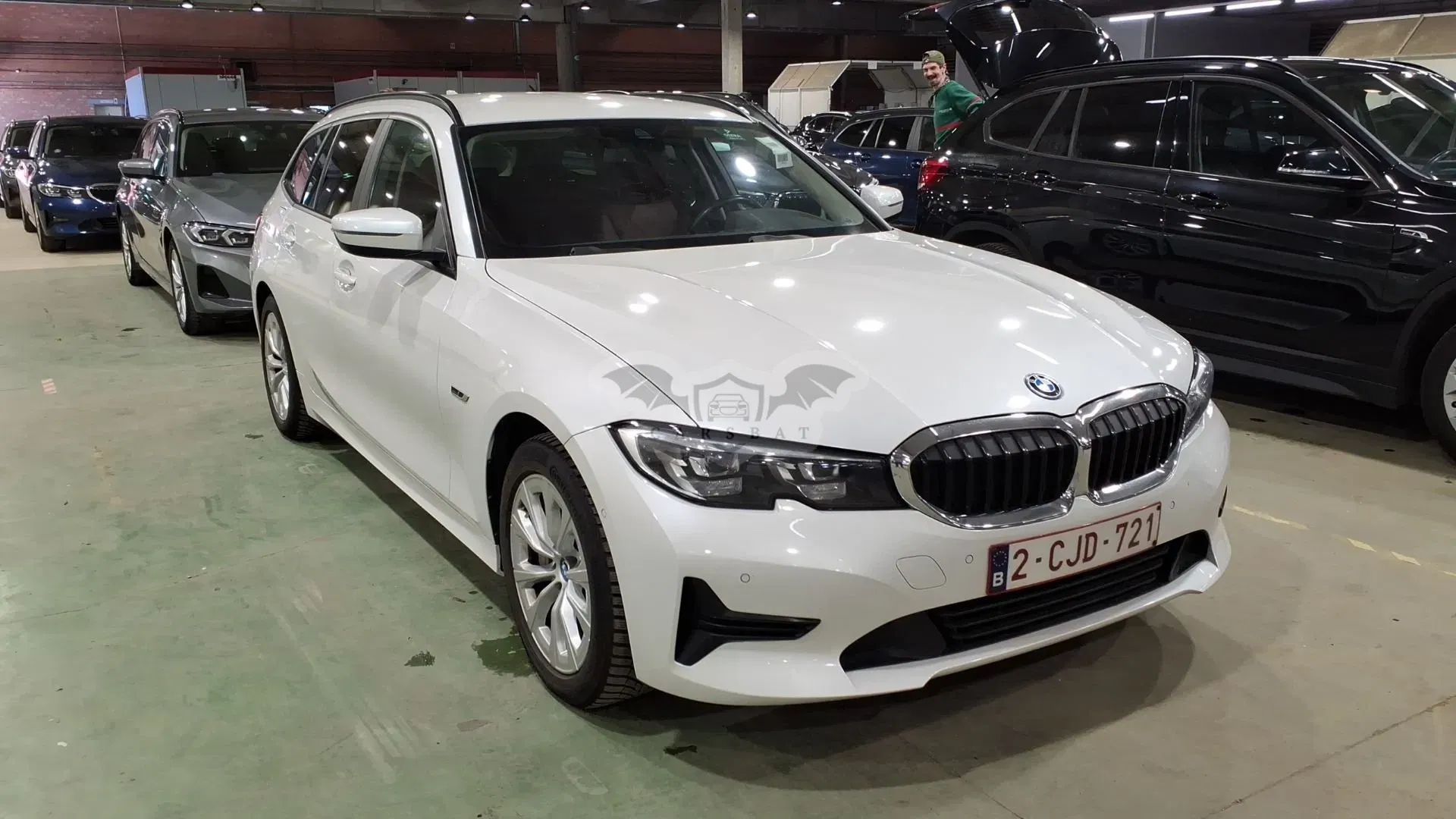 BMW 3 Series Touring 330e 2022