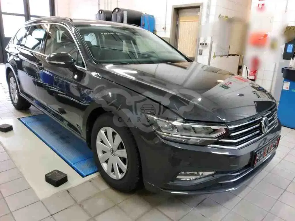 Volkswagen Passat Variant 2.0 TDI Business 2023