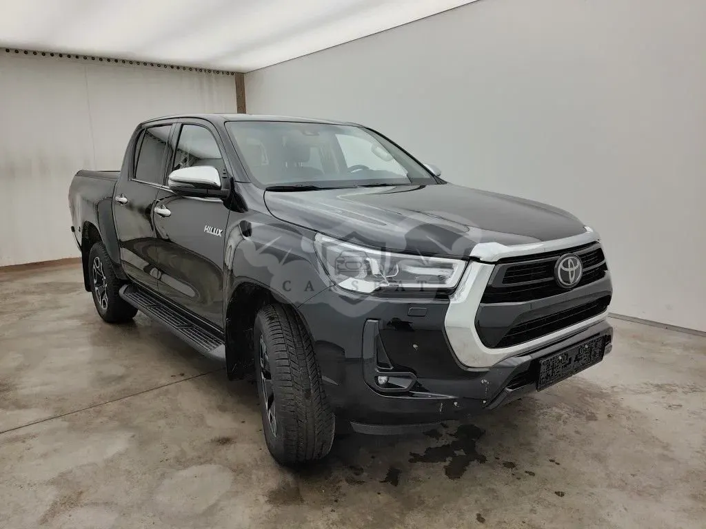 Toyota Hilux 2.8 D-4D Lounge 2024