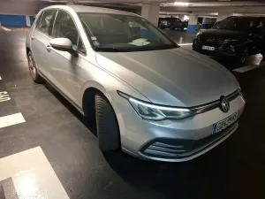 Volkswagen Golf 1.0 eTSI Life Business 2021
