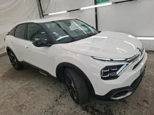 Citroën C4 1.2i Shine 2022