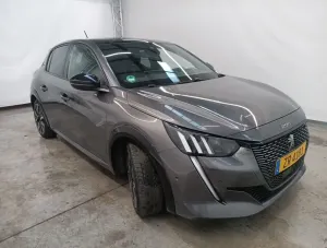 Peugeot 208 1.2i GT 2022