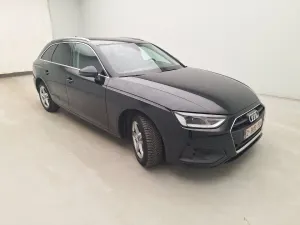 Audi A4 Avant 30 TDI Attraction 2022