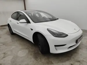 Tesla Model 3 Standard Range Plus 2021