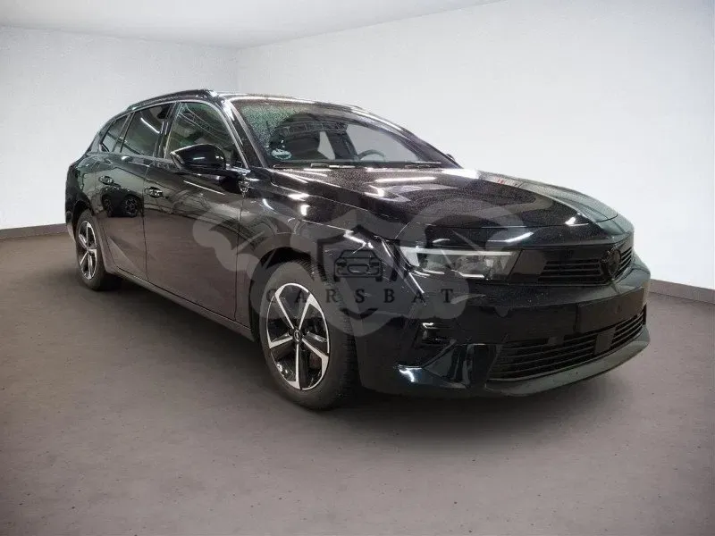 Opel Astra 2025