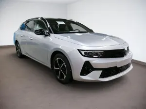 Opel Astra 2025