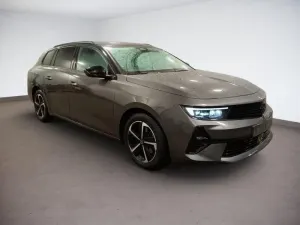 Opel Astra 2025