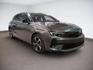 Opel Astra 2025