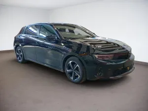 Opel Astra 2025