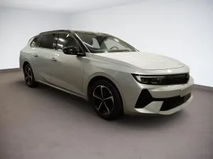 Opel Astra 2025