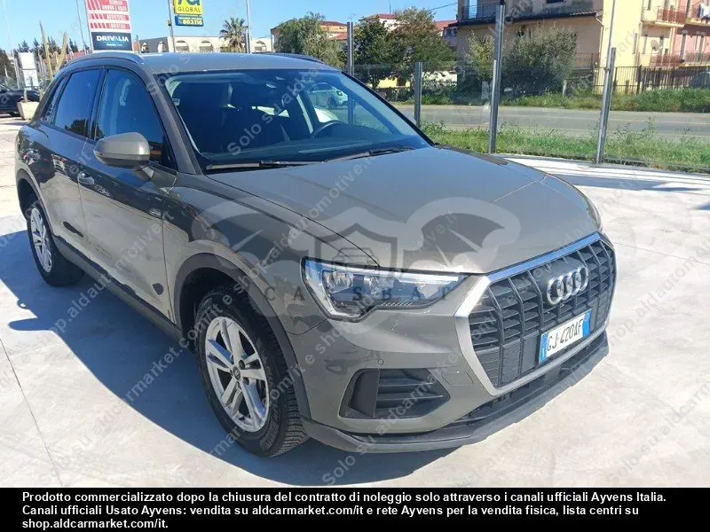 Audi Q3 45 TFSIe Business 2022