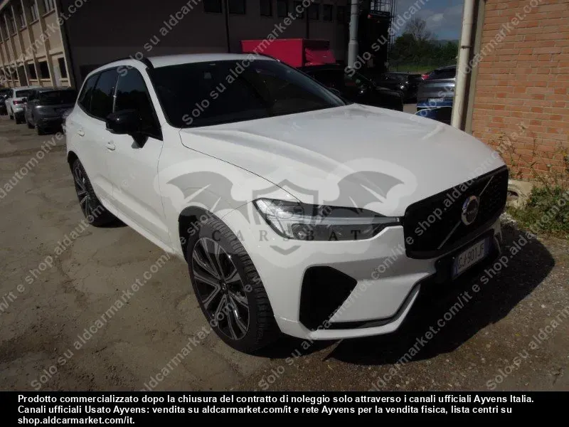 Volvo XC60 B5 R-Design 2022