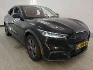 Ford Mustang Mach-E 99 kWh 2021