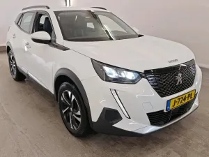Peugeot 2008 1.2i Allure 2020