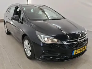 Opel Astra Sports Tourer 1.2 Online Edition 2018
