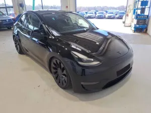 Tesla Model Y Long Range 2023